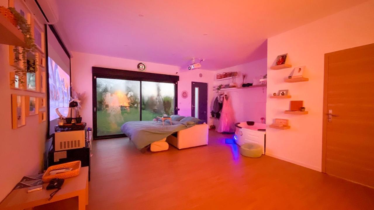 Capsule Nature & Photos - Jacuzzi - Netflix & Cinema - Ps5 & Jeu Apartment Thun-Saint-Martin
